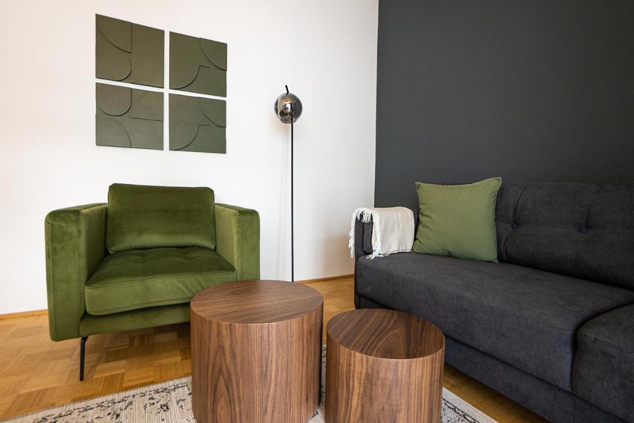 Bright Stylish With A Huge Terrace In A Location Apartment Wien