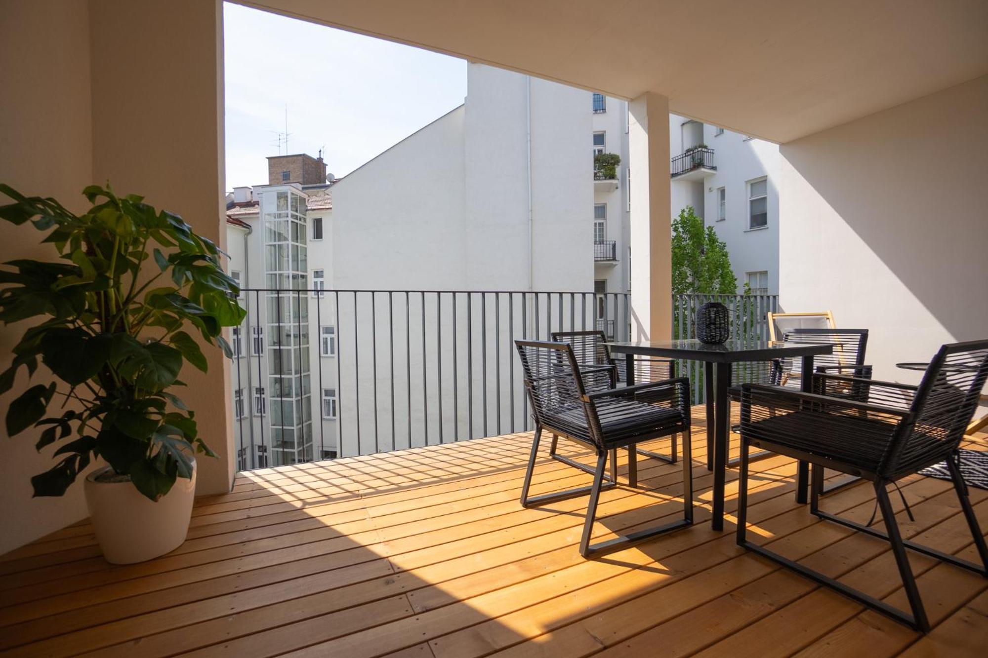Bright Stylish With A Huge Terrace In A Location Apartment Wien